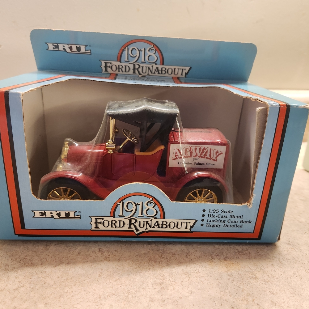 1918 Ford Runabout Die-Cast coin Bank- Red and Black